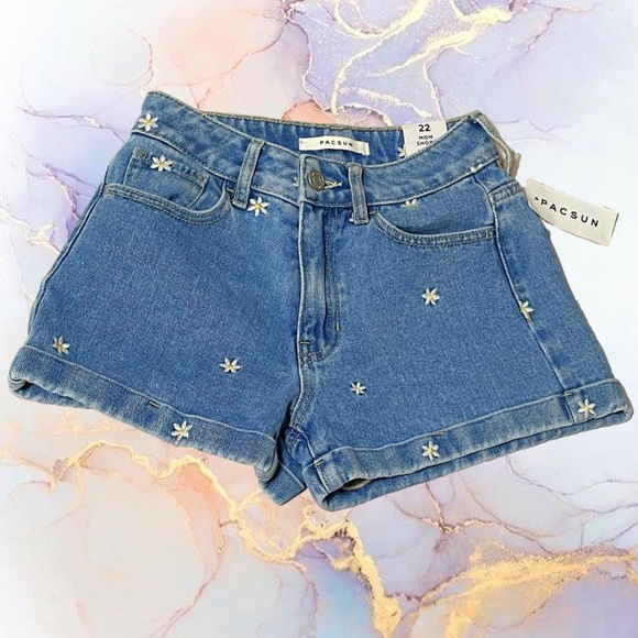 PacSun Daisy Mom Shorts (Size 22) - Picture 2 of 6
